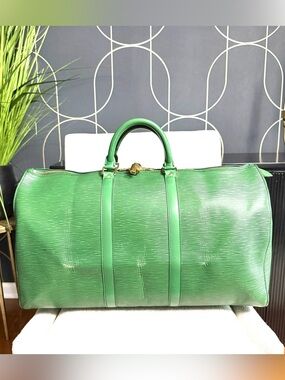Authentic Louis Vuitton unisex Keepall 50 travel bag M42964 green Epi leather